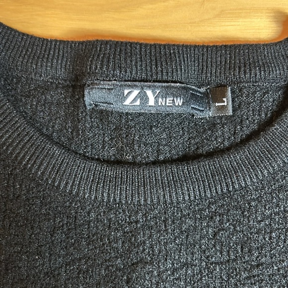 ZY New Black Brown Soft Sweater | Size Medium - Picture 5 of 5